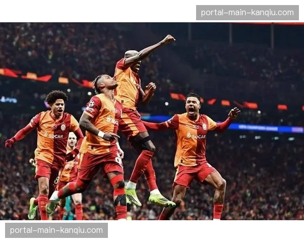 加拉塔萨雷1-0利物浦占先机,埃基蒂克失单刀成转折点 加拉塔萨雷1-0利物浦占先机,埃基蒂克失单刀成转折点